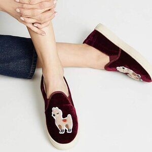 Soludos Anthropologie Velvet Llama Slip-on Sneakers in Burgundy Women's 6 NWOB